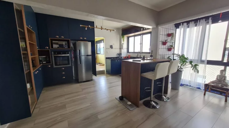 Imagem Excelente Apartamento Vista Mar e garagem fechada na Ponta da Praia!