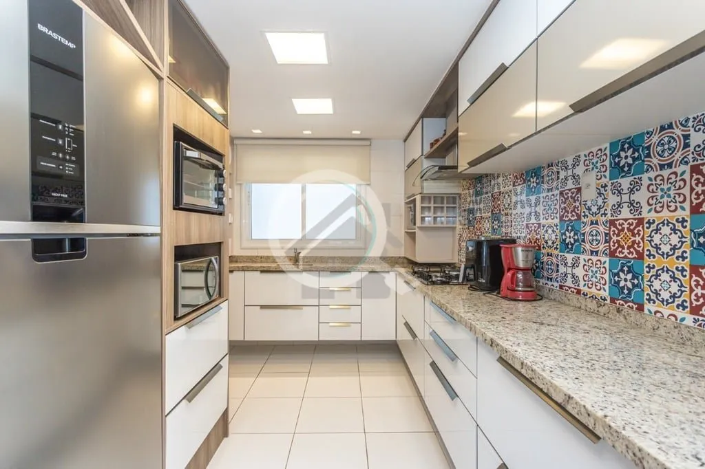 Imagem Apartamento à venda semi mobiliado, ficam todos os fixos (saem 2 splits, sala e quarto). São 3 dor...