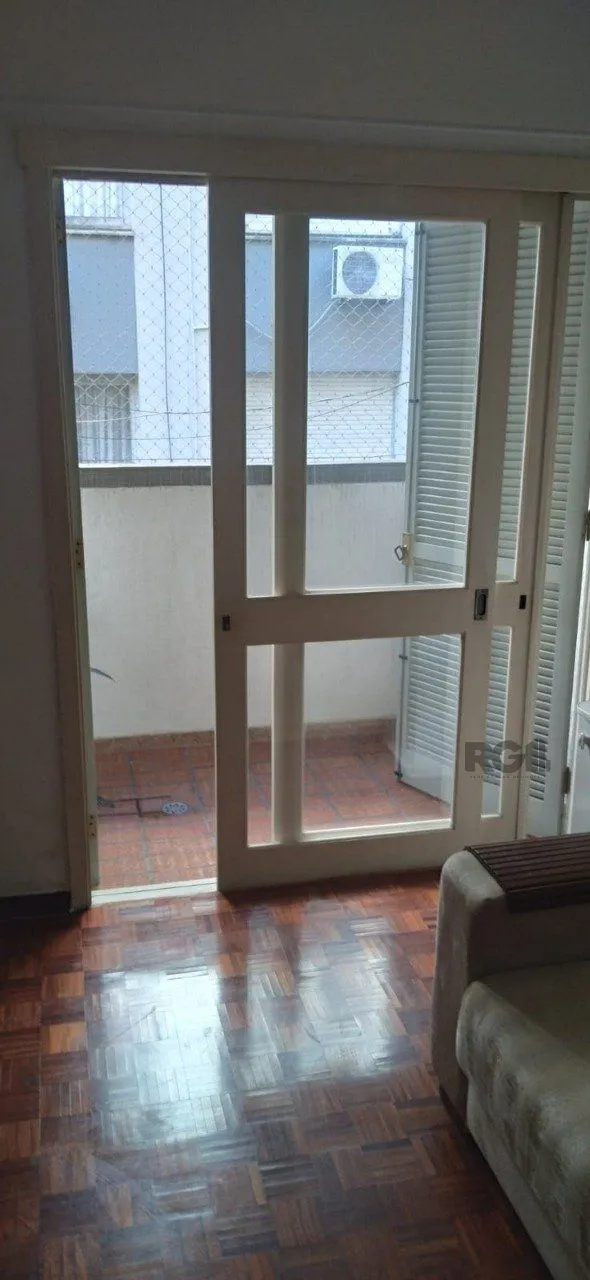 Imagem Apartamento 2 dormitórios com Dep. de Empregada