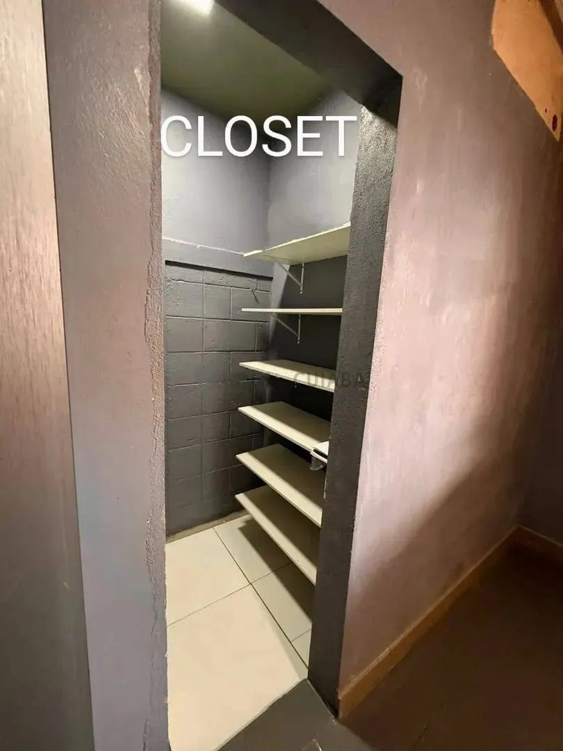 Imagem Casa com 2 quartos e 1 suite no bairro Coophamil