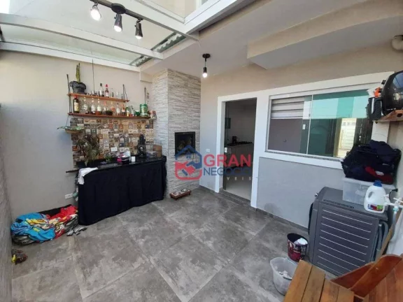 Imagem Casa com 2 dormitórios à venda - Sítio Cercado - Curitiba/PR