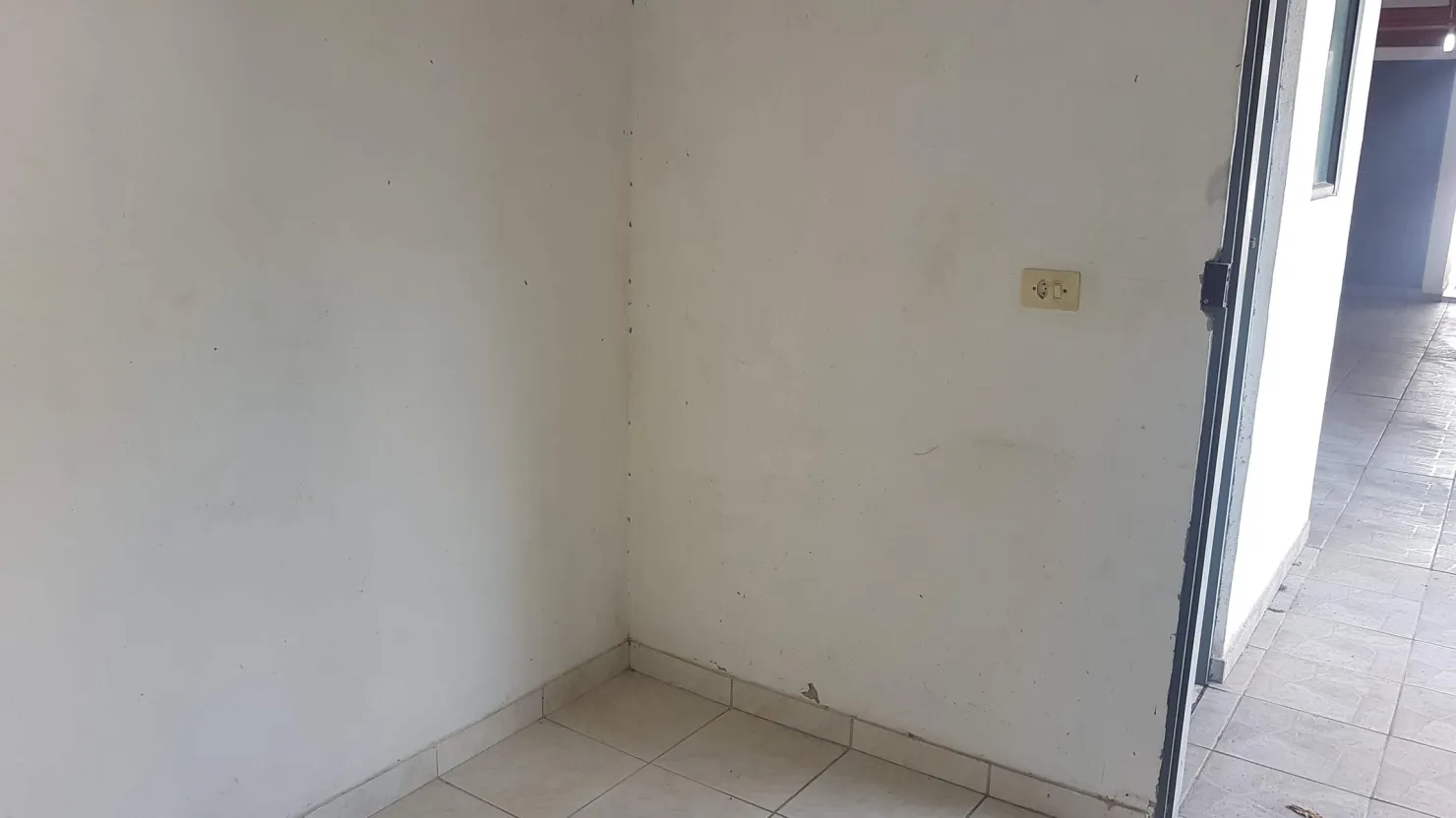Imagem Casa à venda 3 Quartos, 1 Vaga, 182M², Jardim Boa Vista, Pindamonhangaba - SP