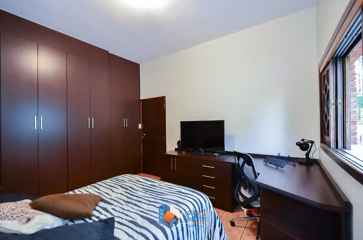Imagem Casa para venda em Alto da Boa Vista com 4 quartos, sendo 2 suítes, 488m²