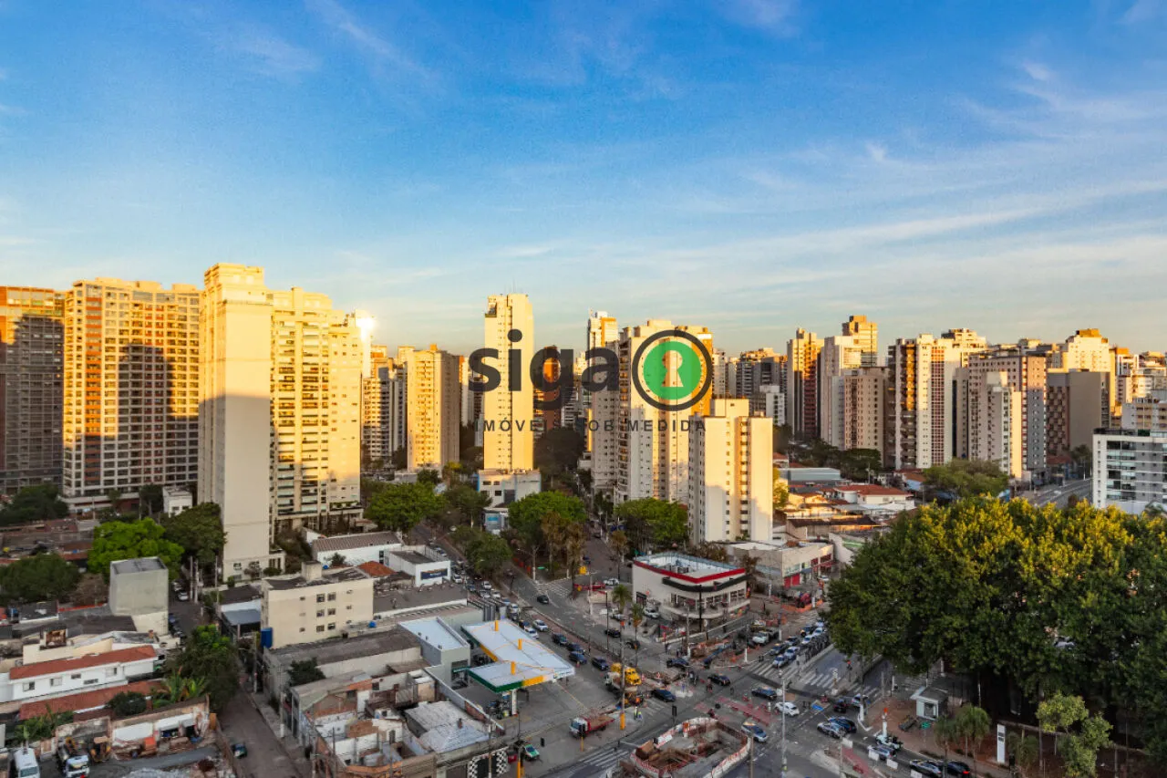 Imagem Apartamento Alto Padrão no Itaim Bibi de 3 Quartos com 5 Vagas - 275m² à Venda.