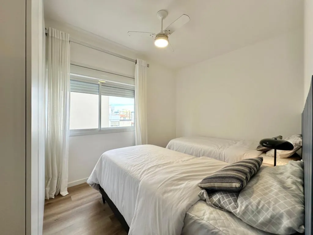 Imagem Apartamento 2 Dormitórios - Bairro Centro