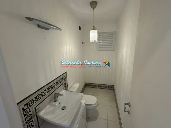 Imagem Excelente apartamento todo avarandado no centro de Ubatuba com 03 dormitórios e 156 m²