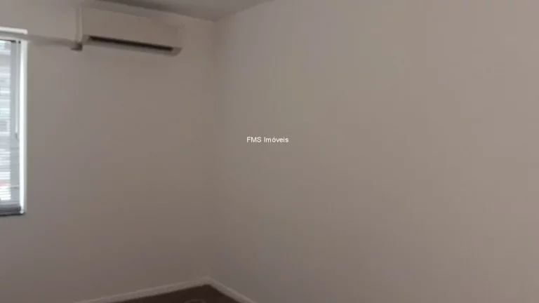Imagem Conjunto Comercial de Alto Padrão à Venda em Indianópolis, São Paulo-SP: 6 salas, 2 vagas, 80m² de Área!