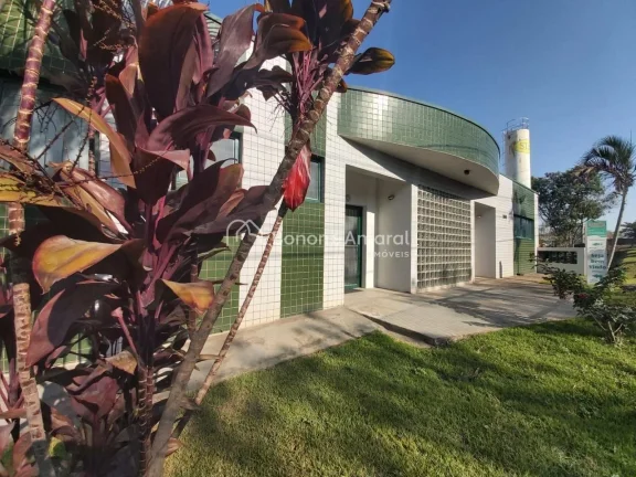 Barracão Comercial Excelente Localização - Valinhos

O prédio, edificado em 2 pavimentos de alve...