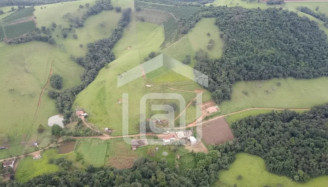 Imagem Sítio 5 m² à venda em Santana de Caldas, Caldas