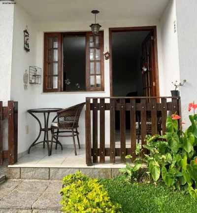 Imagem Casa para Venda em Teresópolis, Santa Cecília, 2 dormitórios, 2 banheiros, 1 vaga