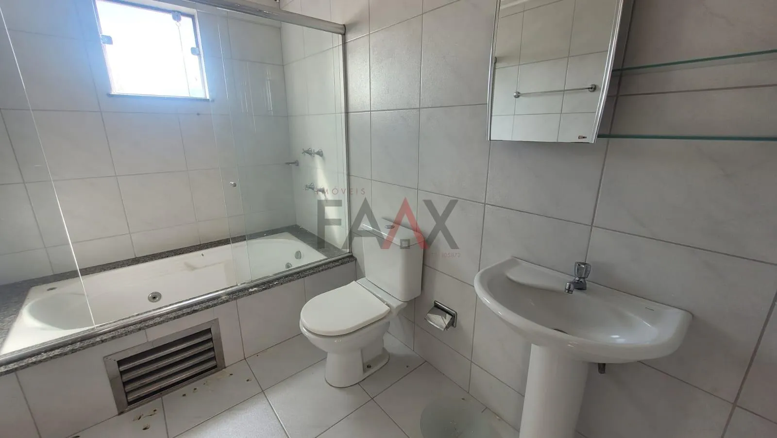 Imagem Sala Comercial para locação,887.87 m , CENTRO, GUARAPUAVA - PR