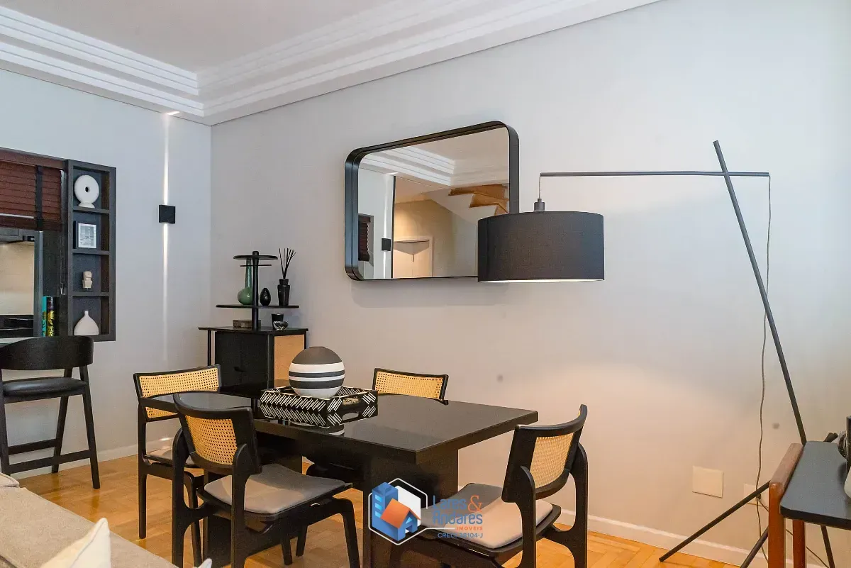 Imagem Cobertura para venda em Cerqueira César com 2 quartos, sendo 1 suíte, 143m²