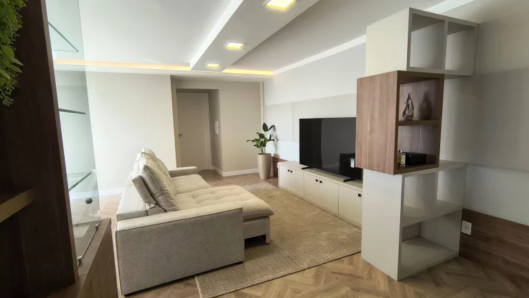 Imagem Apartamento 3 quartos sendo 1 suíte para venda no bairro Centro em Caxias do Sul