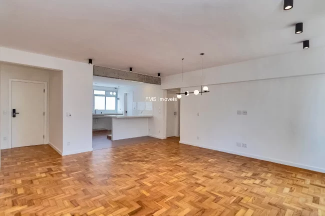 Imagem Imperdível Apartamento à Venda na Bela Vista, São Paulo-SP: 2 Quartos, 1 Suíte, 1 Sala e 118,50m² de Área!
