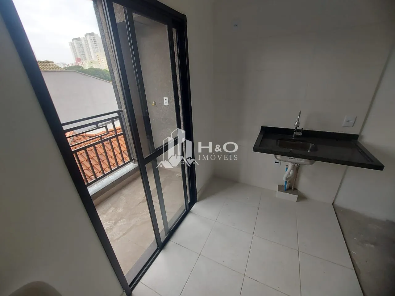 Imagem Apartamento à Venda no Tatuapé - 2 Dormitórios, Varanda e Salão de Festas