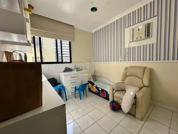 Imagem Lindo apartamento amplo e bem localizado com quatro quartos varandão a venda no itaigara