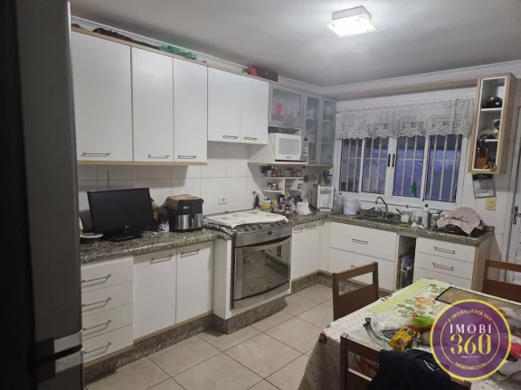 Imagem Sobrado com 03 dormitórios uma suíte com 05 vaga na VILA MATIlDE