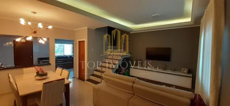 Imagem Maravilhoso sobrado triplex com 4 dormitórios no condominio Vistta