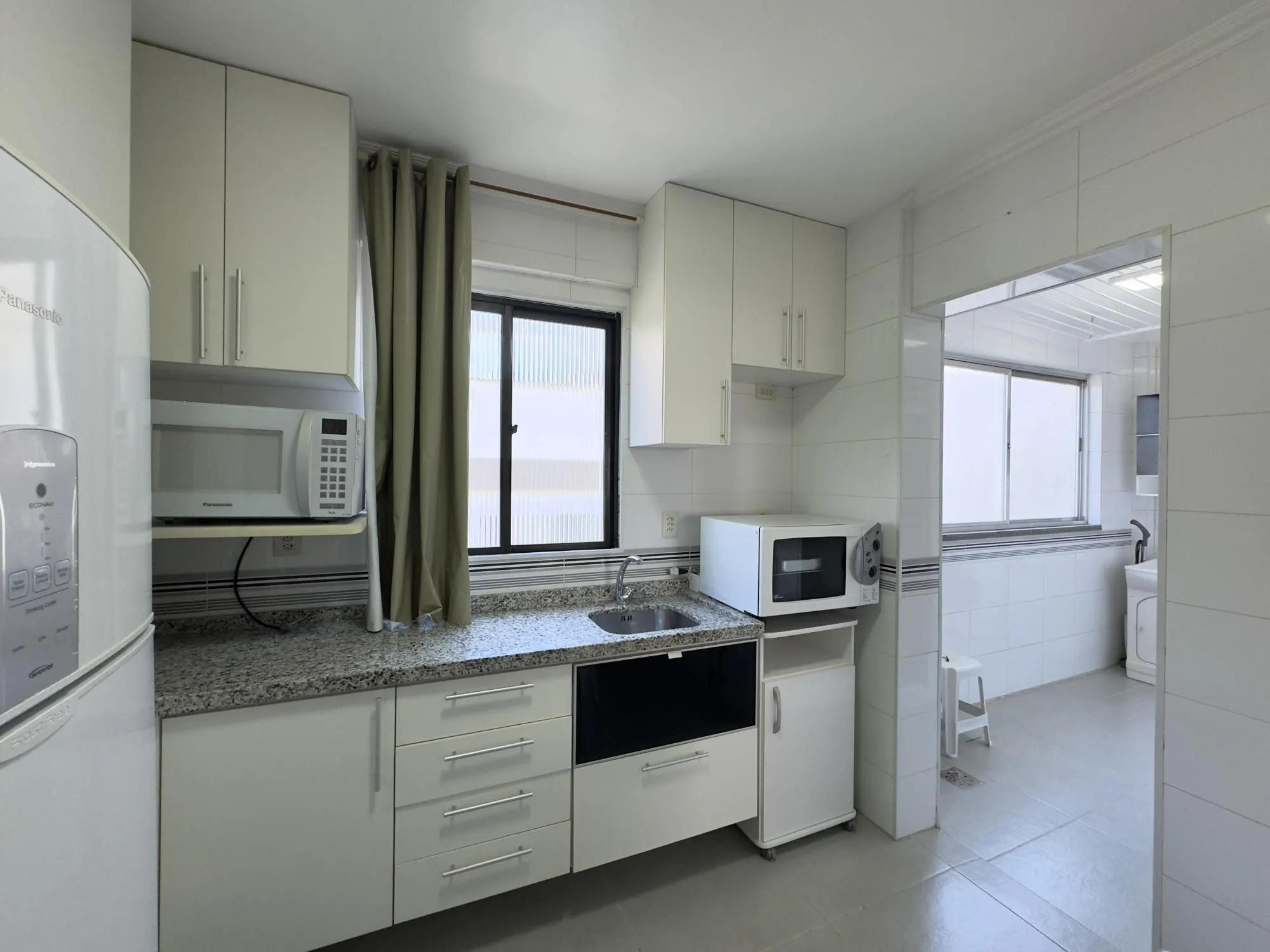 Imagem Apartamento mobiliado de 71m², com 2 dormitórios, sendo 1 suíte e vaga no Centro