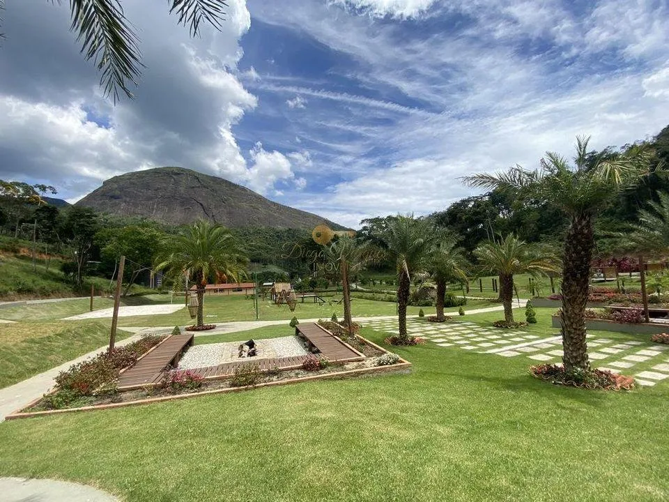 Imagem Terreno em Condomínio para Venda em Teresópolis / RJ no bairro Fazenda Alpina