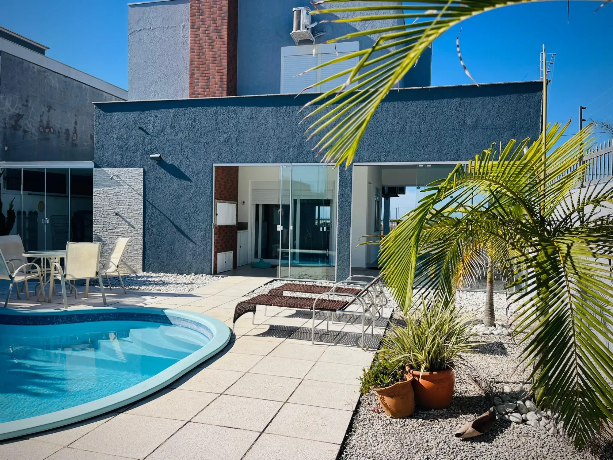 Imagem Sobrado com 4 Quartos à Venda, 200 m² em Posto 5 (Capão Novo) - Capão da Canoa