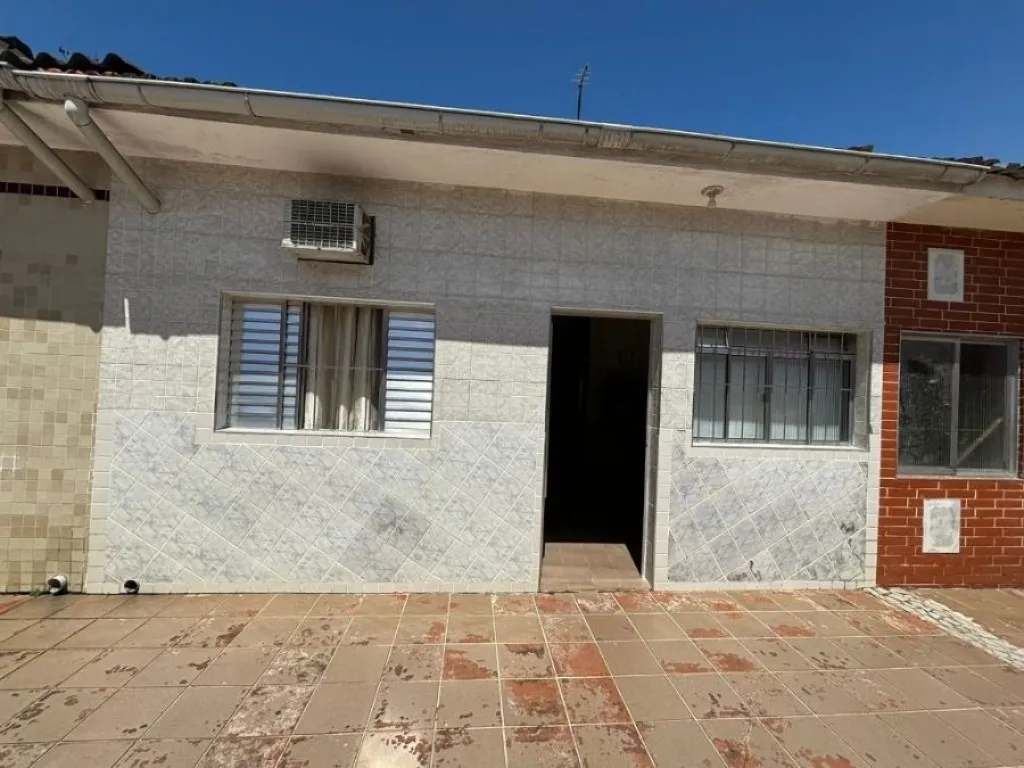 Imagem CASA COM 50,00 m² - AVIAÇÃO - PRAIA GRANDE SP