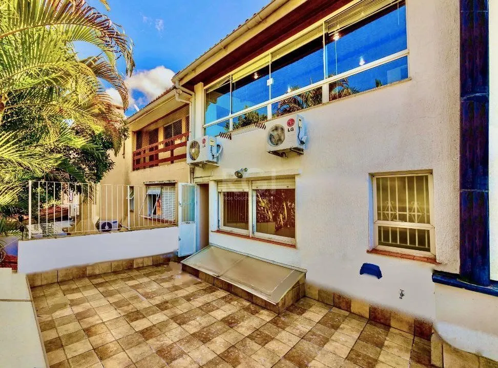 Imagem Casa Condominio para Venda - 210m², 3 dormitórios, sendo 3 suites, 1 vaga - Tristeza
