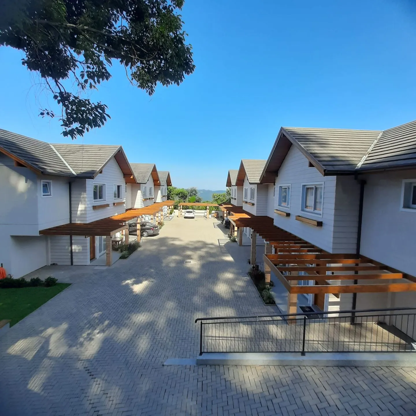 Imagem Casa à venda em Gramado, Varzea Grande, com 2 quartos, 82.5m2