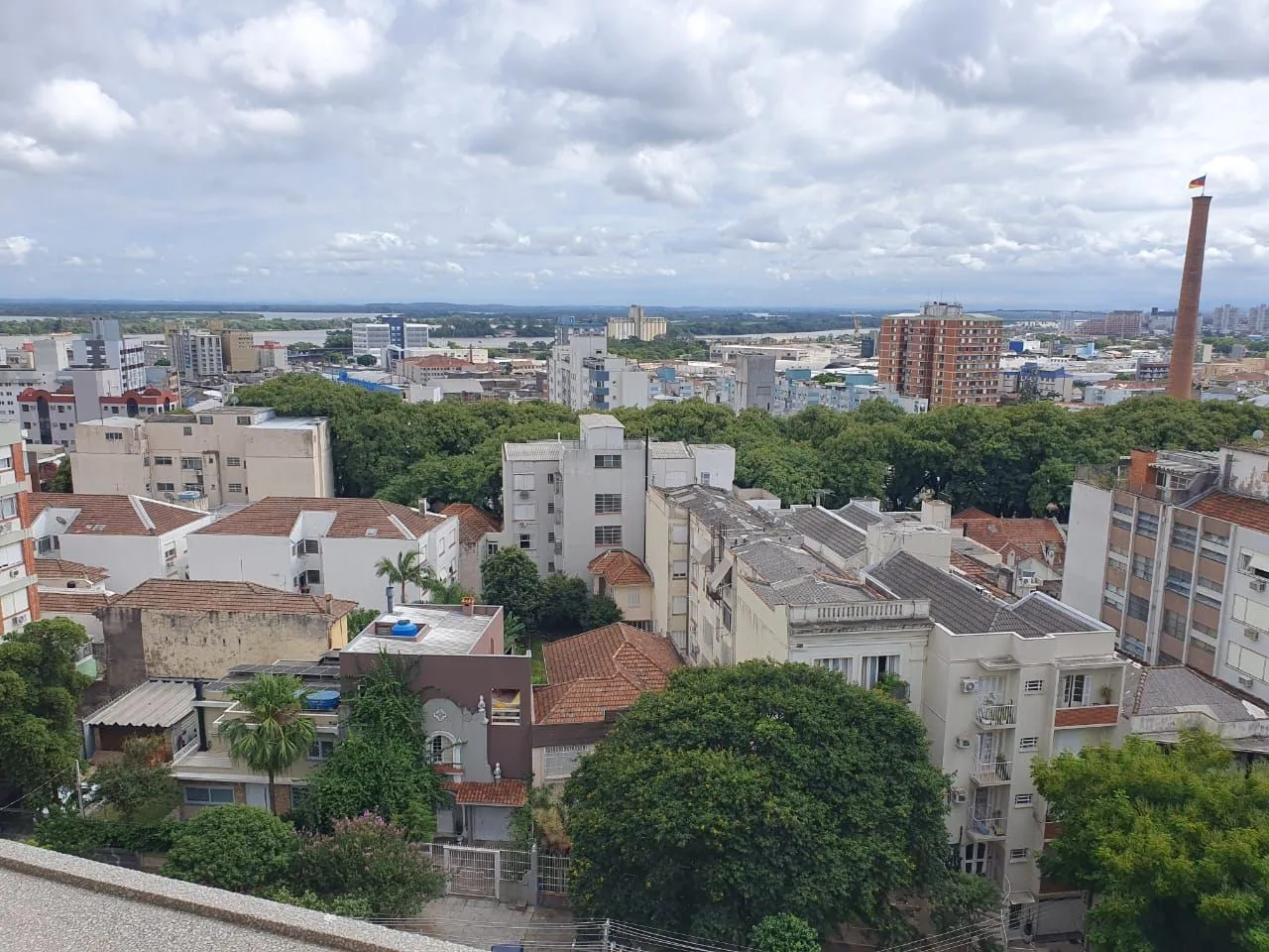 Imagem Apartamento de 3 quartos no bairro Independência em Porto Alegre