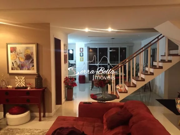Imagem Casa com 4 dormitórios à venda, 307 m² por R$ 1.800.000,00 - Tijuca - Teresópolis/RJ