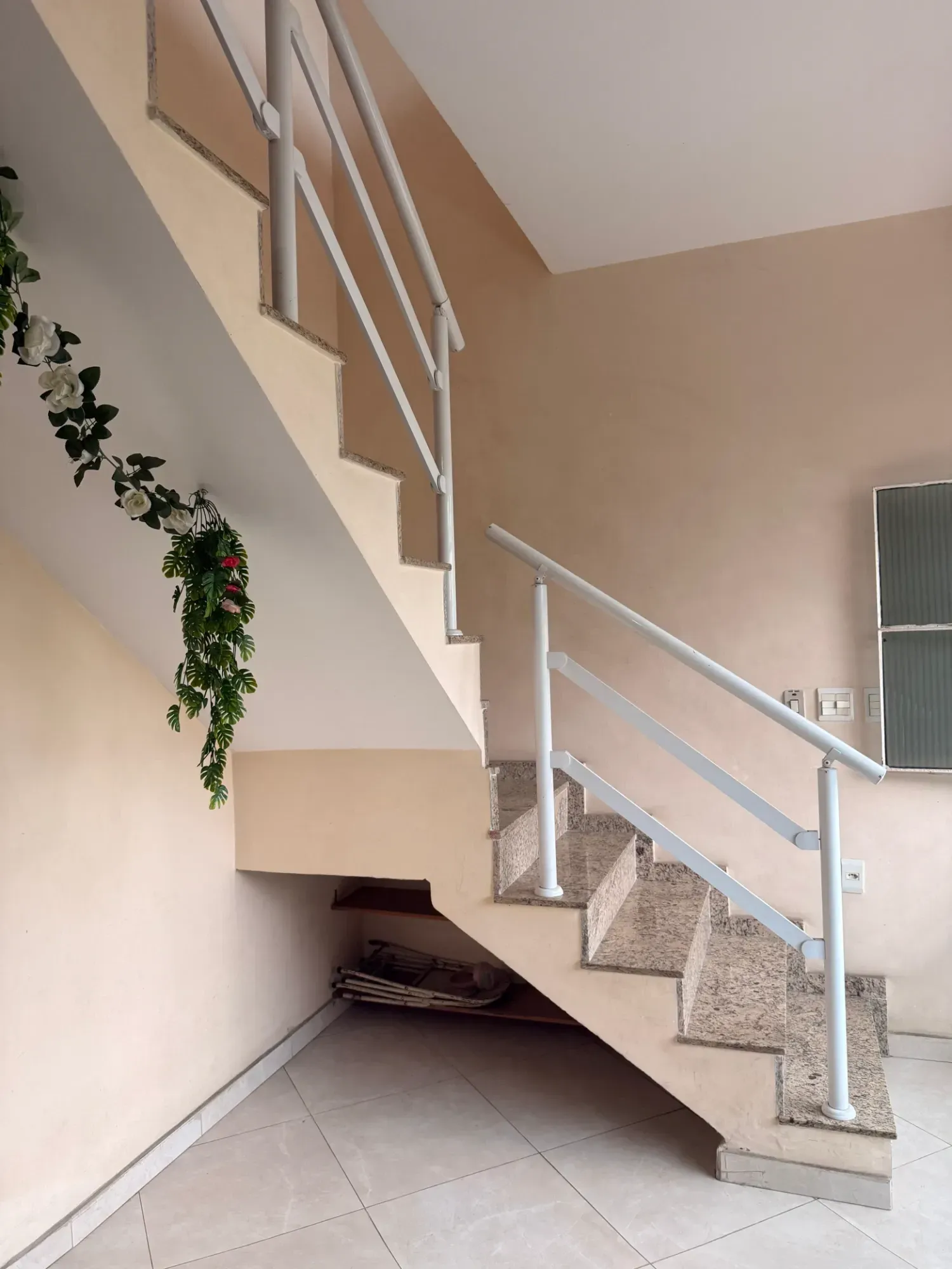 Imagem Casa com 3 Quartos à Venda, 310 m² em Campo Grande - Rio de Janeiro