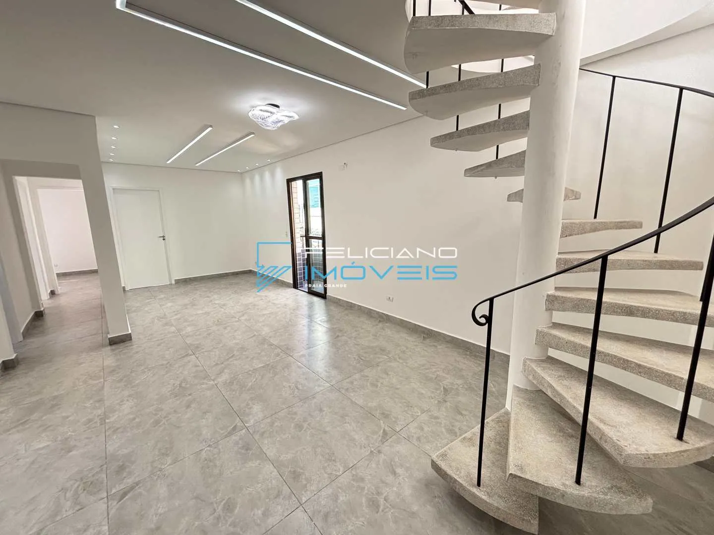 Imagem Cobertura com 3 quartos, Canto do Forte, Praia Grande - R$ 949 mil, Cod: 5855
