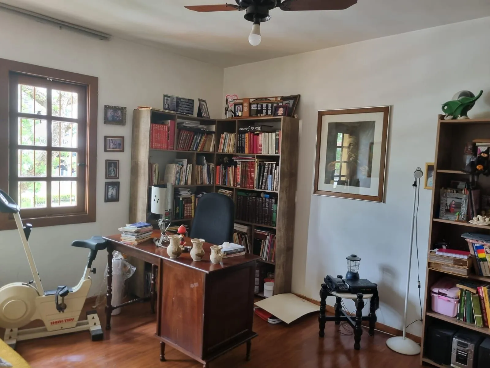 Imagem Casa / Sobrado bem grande 266 m² - Vila João Pessoa - Porto Alegre - Preço bem atrativo