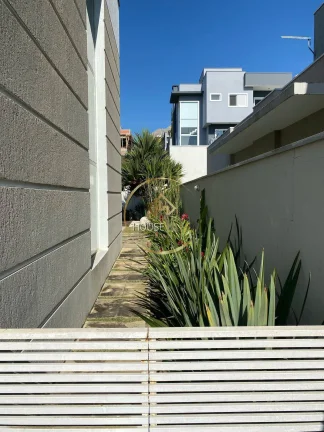 Imagem Casa sobrado, 4 Dormitórios (4 suítes), Condomínio Jaguary, Urbanova, Sjc.