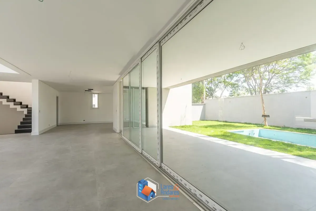 Imagem Casa em condomínio para venda em Jardim Cordeiro com 4 quartos, sendo 4 suítes, 719m²
