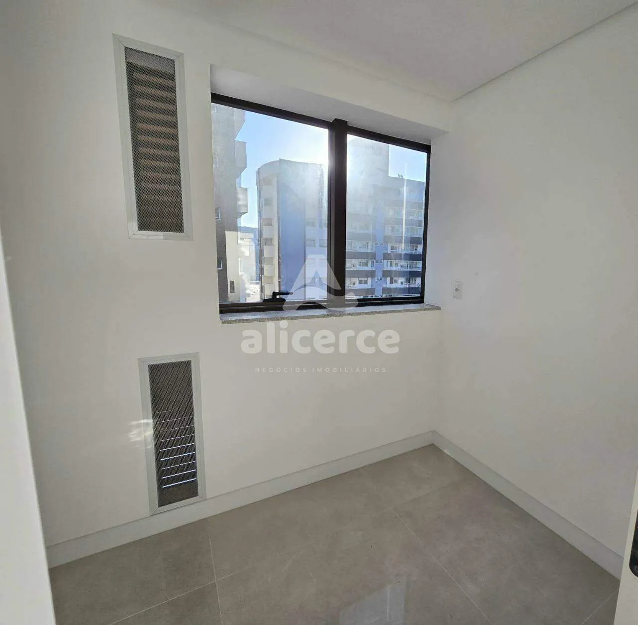 Imagem Alto Padrão | 3 Suítes | 2 Vagas | Oferta Exclusiva por Tempo Limitado