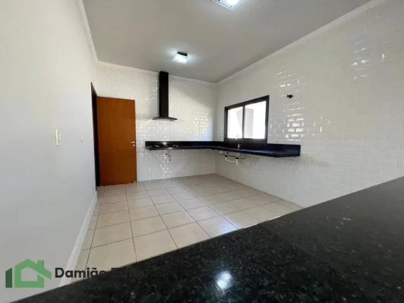 Imagem CASA À VENDA NO CONDOMÍNIO PORTAL DA COLINA EM JUNDIAÍ