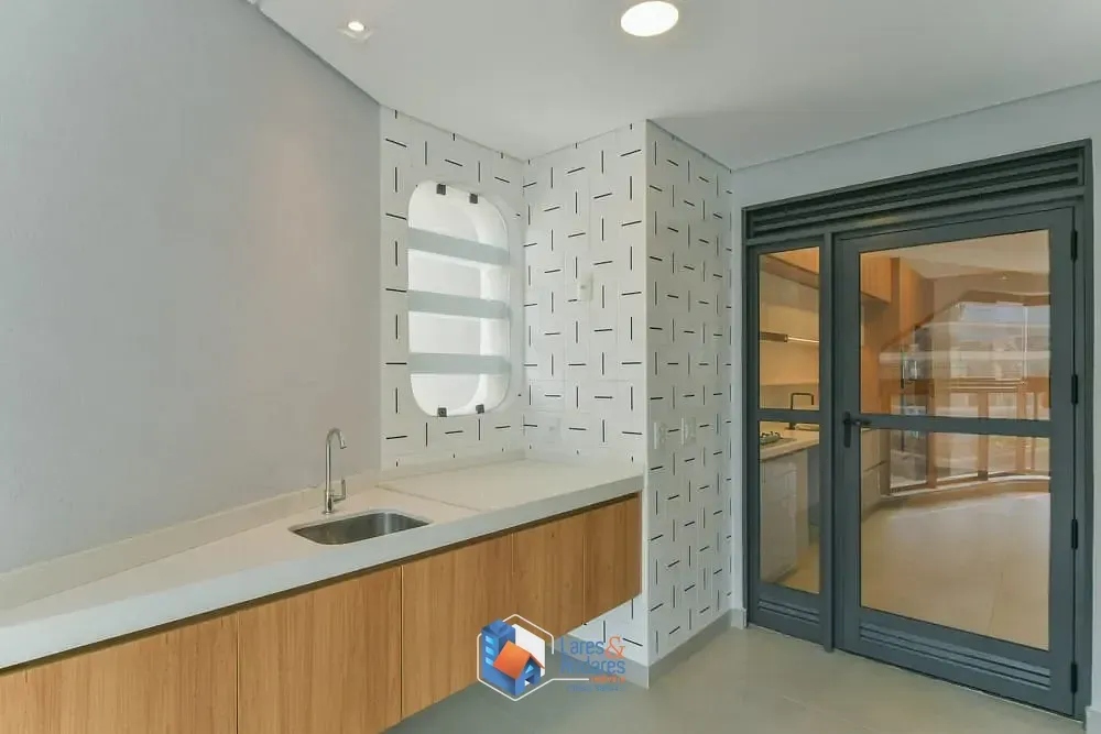Imagem Apartamento para venda em Chácara Santo Antônio (Zona Sul) com 3 quartos, sendo 3 suítes, 196m²
