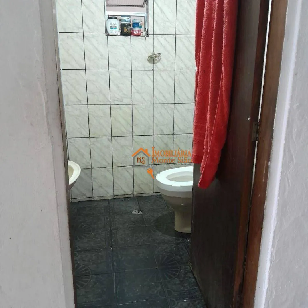 Imagem Sobrado com 8 dormitórios à venda, 250 m² por R$ 852.000,00 - Jardim Santa Mena - Guarulhos/SP