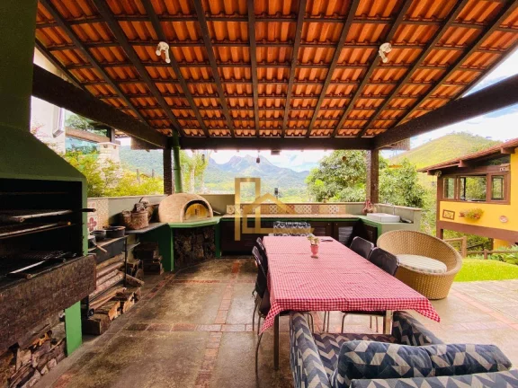 Imagem Casa de campo dentro de condomínio à venda, 188 m² - Vargem Grande - Teresópolis/RJ