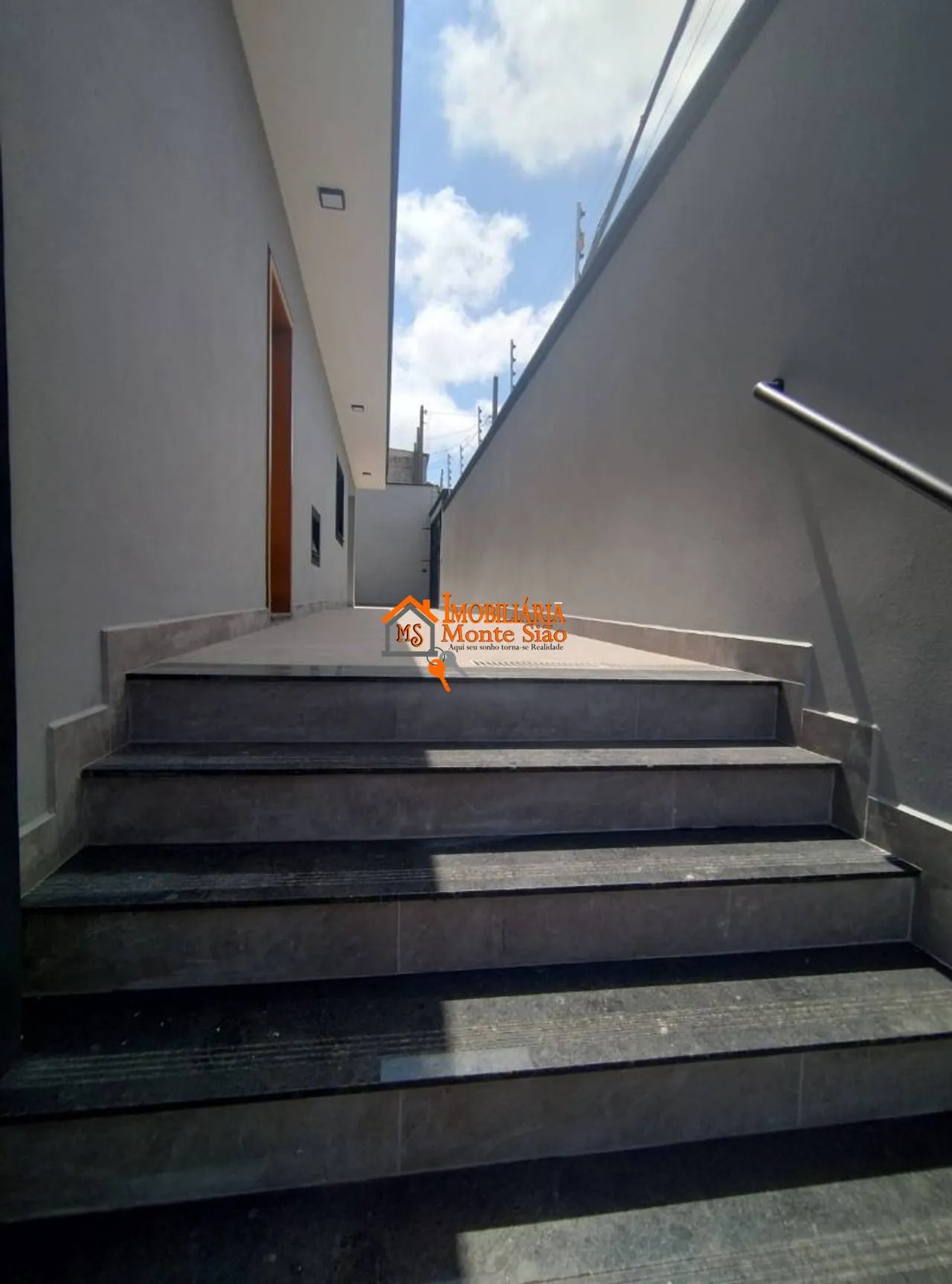 Imagem Sobrado com 2 dormitórios à venda, 80 m² por R$ 660.000,00 - Parque Residencial Scaffid II - Itaquaquecetuba/SP