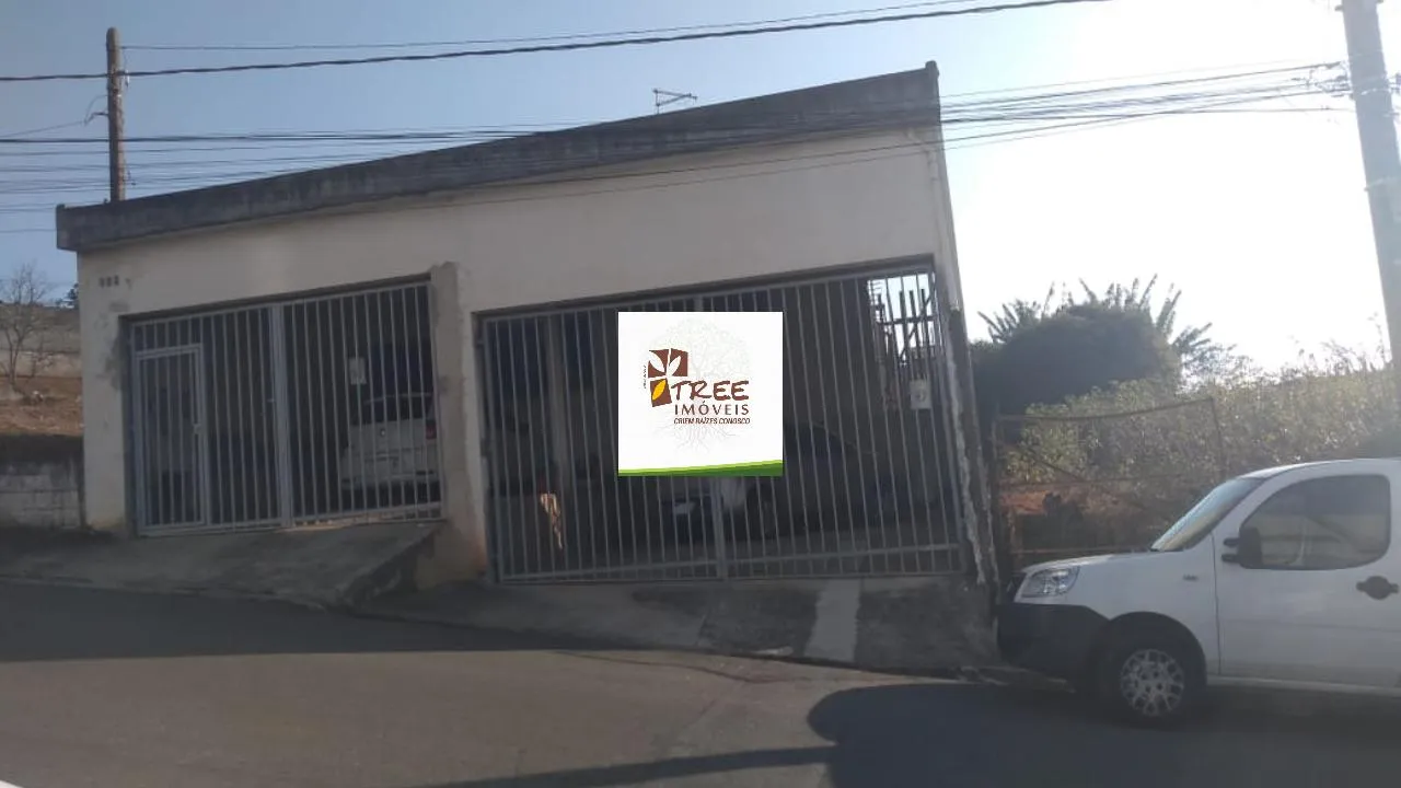 Imagem VENDA DE TERRENO NO JORDANÓPOLIS, EM ARUJÁ/SP, ÓTIMA OPORTUNIDADE PARA INVESTIMENTO, 1.100m² e casa com 3 quartos e 4 vagas cobertas. CONSULTE-NOS.