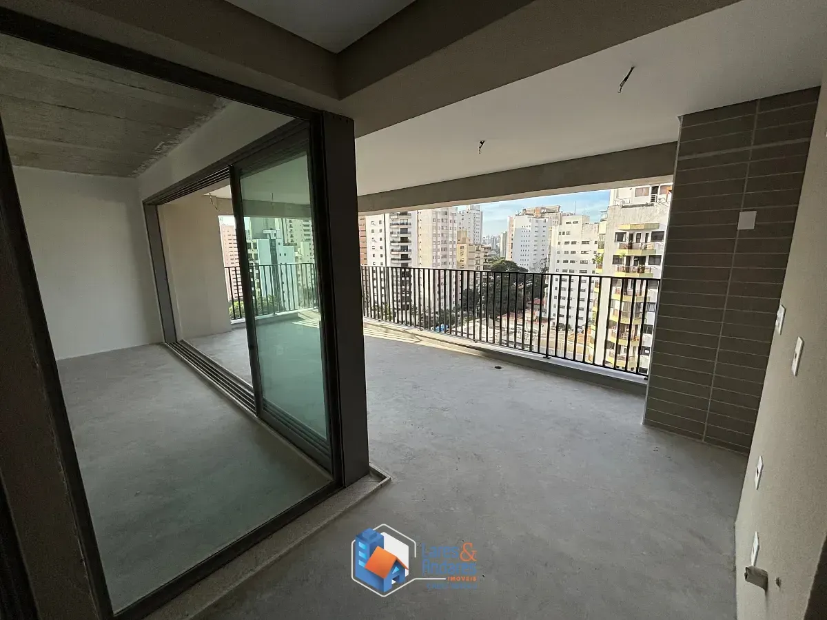 Imagem Apartamento para venda em Moema com 3 quartos, sendo 3 suítes, 150m²