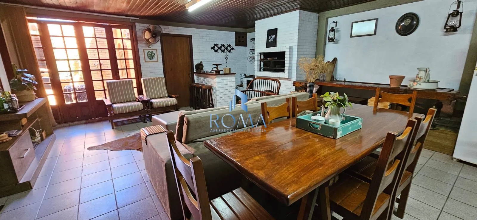 Imagem Casa de 3 dormitórios na Avenida Medianeira!