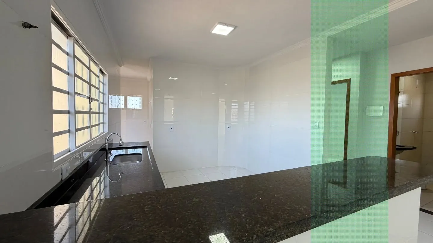 Imagem Sobrado Com Sala Comercial No Residencial Canada