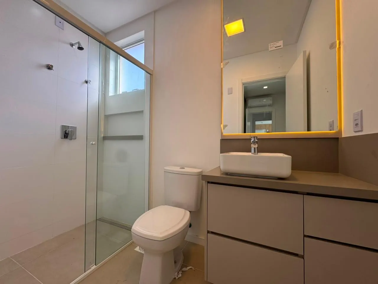 Imagem Apartamento com vista para o mar à venda com 142.65m2 por R$ 3.520.000,00