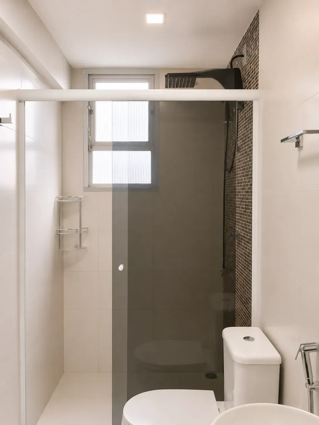 Imagem Apartamento com 2 Quartos à Venda, Locação ou Temporada, 72 metros em Centro - Florianópolis