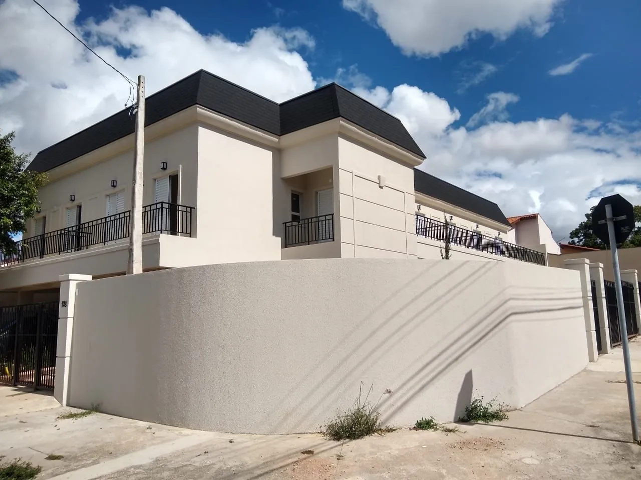 Imagem SOBRADO À VENDA JARDIM GONÇALVES - SOROCABA