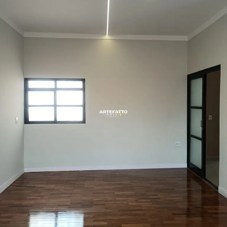 Imagem Casa com 4 dormitórios no bairro São Joaquim