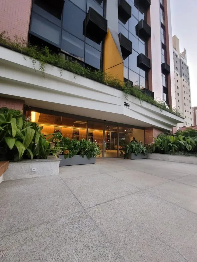Imagem Conjunto Comercial para Venda em São Paulo, Perdizes, 1 vaga